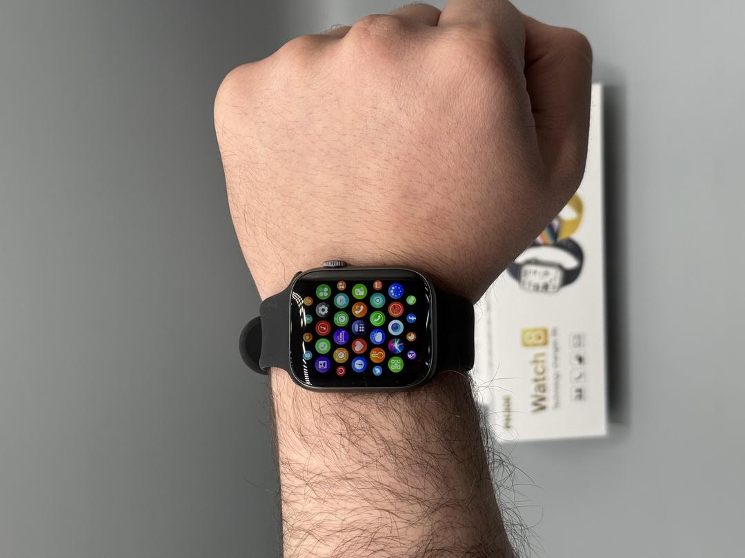 PH308 Series 8 Smartwatch | Fitness Tracker with Heart Rate, Sports & Calls