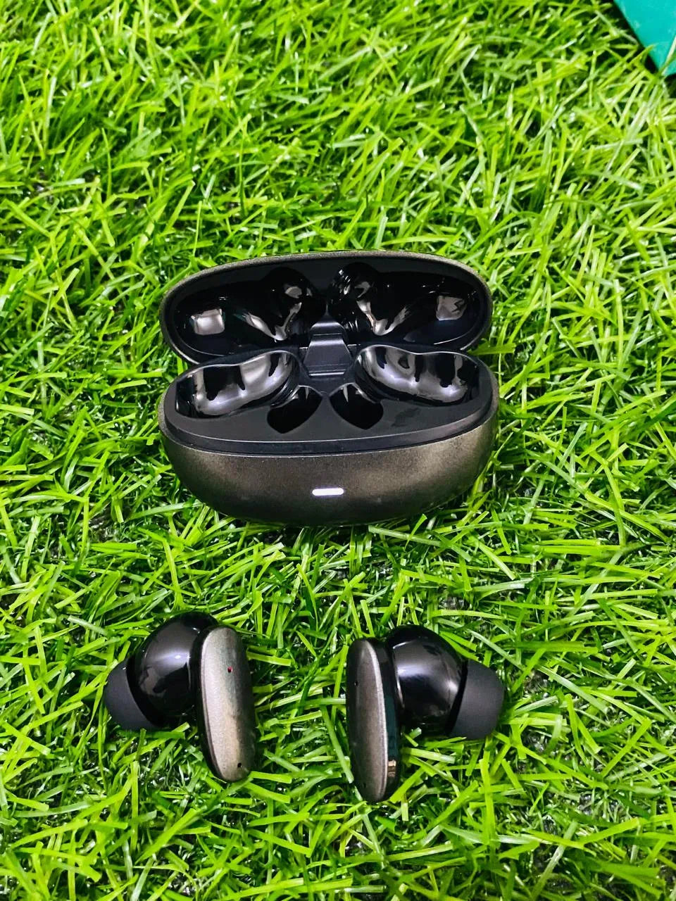 InTouch INT-W03 – ANC Gaming Earbuds with Long Battery & HD Sound